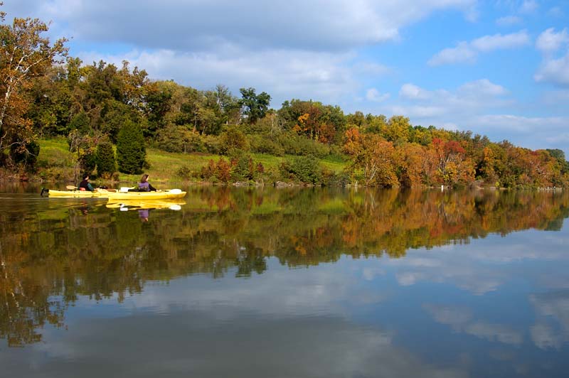Kayaks&reflections