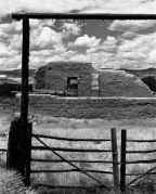Adobe Wall360.JPG (36550 bytes)